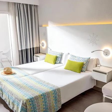 Tui Magic Life Cala Pada מלון