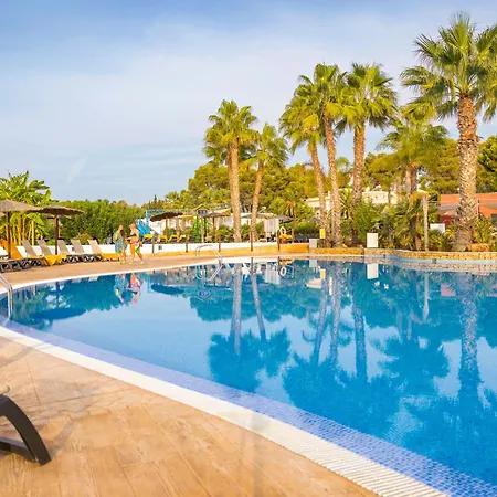 Tui Magic Life Cala Pada מלון
