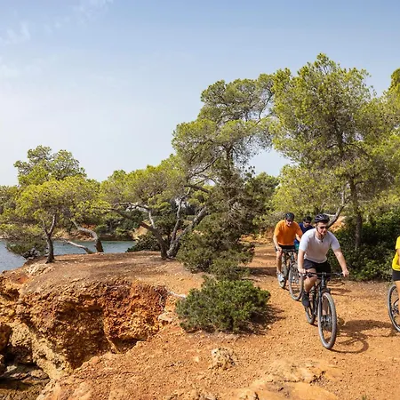Tui Magic Life Cala Pada מלון 4*