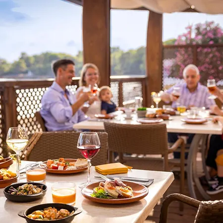 Tui Magic Life Cala Pada Santa Eulària des Riu