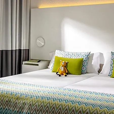 Tui Magic Life Cala Pada 4*