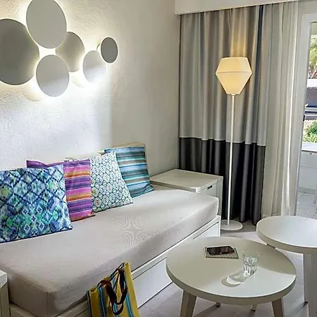 Tui Magic Life Cala Pada 4*
