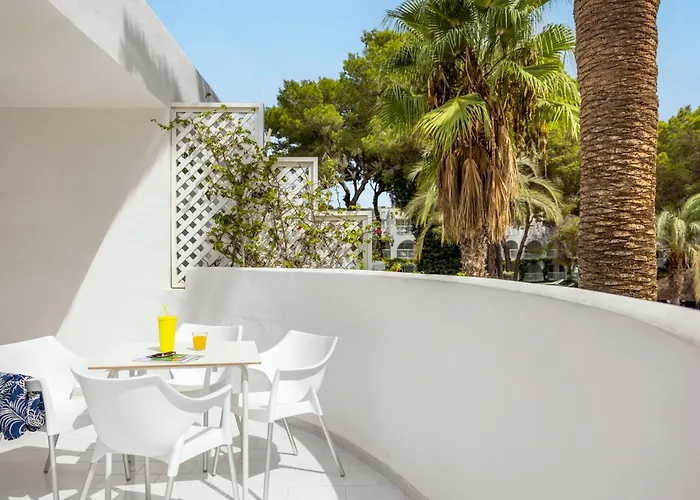 Tui Magic Life Cala Pada 4*