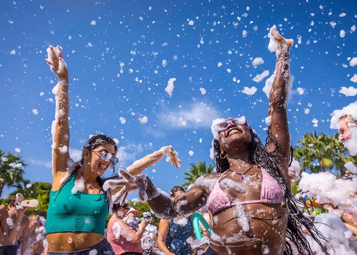 Tui Magic Life Cala Pada 호텔