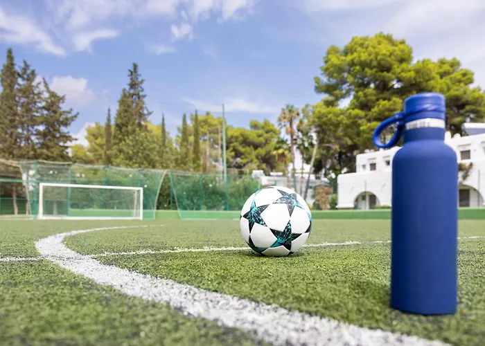 Tui Magic Life Cala Pada 4* サンタ・エウラリア・デス・リウ