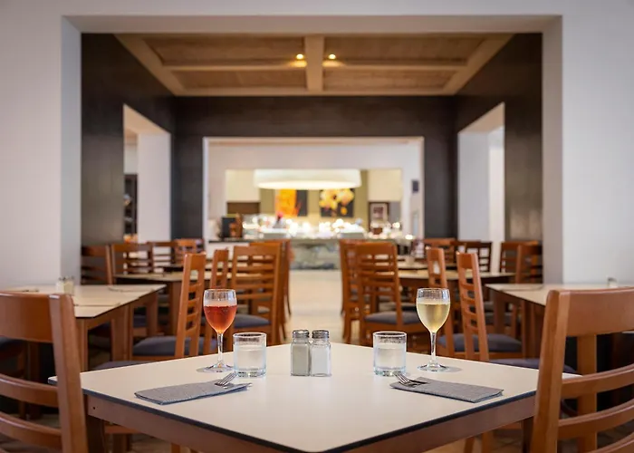 Tui Magic Life Cala Pada 호텔