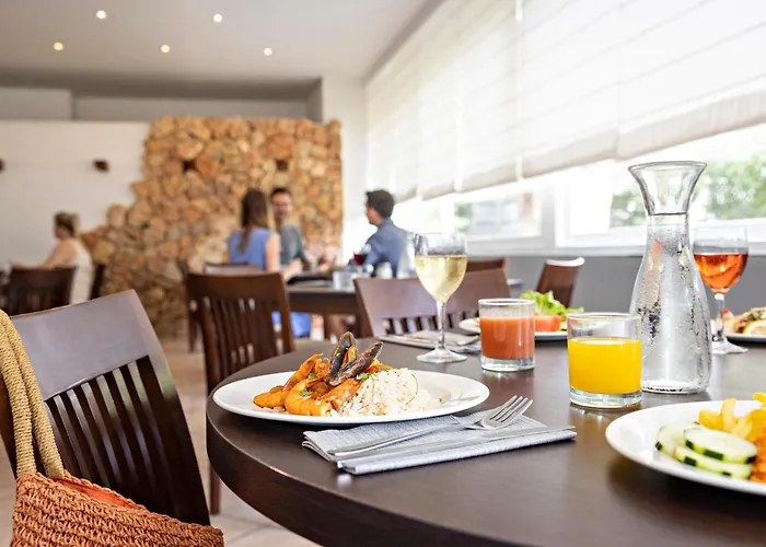 Hotel Tui Magic Life Cala Pada